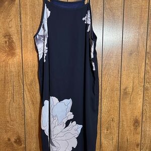 Women’s casual halter dress in size Medium featuring a beautiful floral print